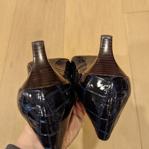 Y2K Navy Crocodile Pattern Kitten Heels - Picture 4 of 11